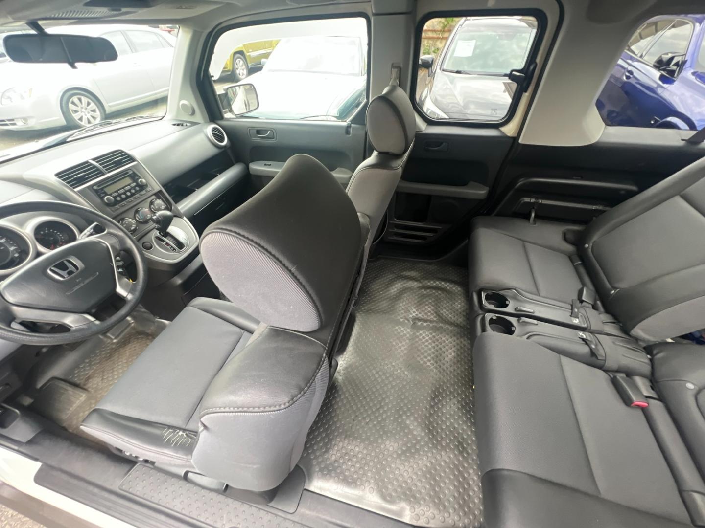 2005 Beige /Gray Honda Element EX 4WD 4-spd AT (5J6YH286X5L) with an 2.4L L4 DOHC 16V engine, 4 Speed Automatic Overdrive transmission, located at 1018 Brunswick Ave, Trenton, NJ, 08638, (609) 989-0900, 40.240086, -74.748085 - Wow, This Element is Super Clean and runs like new! An absolute must see and drive to appreciate this rare Honda!! - Photo#12